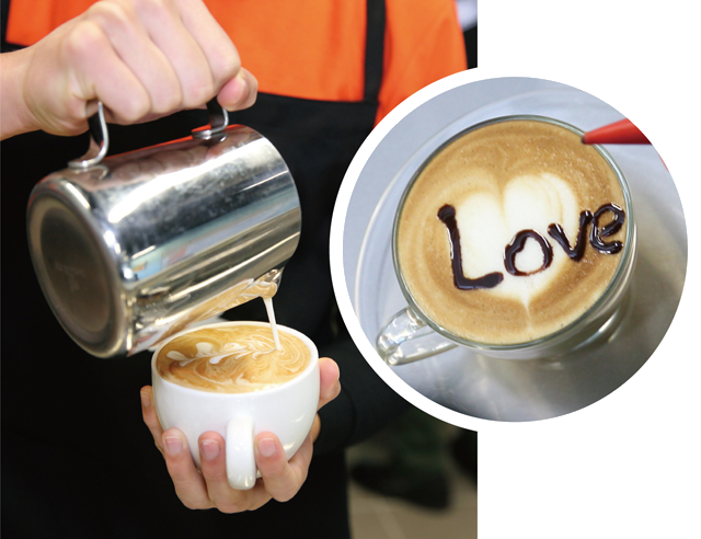 大潭峡惩教所年轻在囚人士参加咖啡店操作课程，更以咖啡表达对家人的爱意。